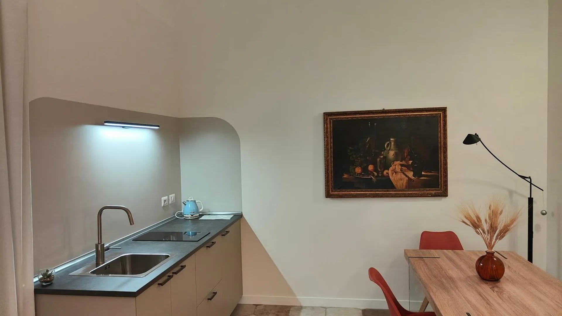 Rare Seed Trastevere Rome Apartment